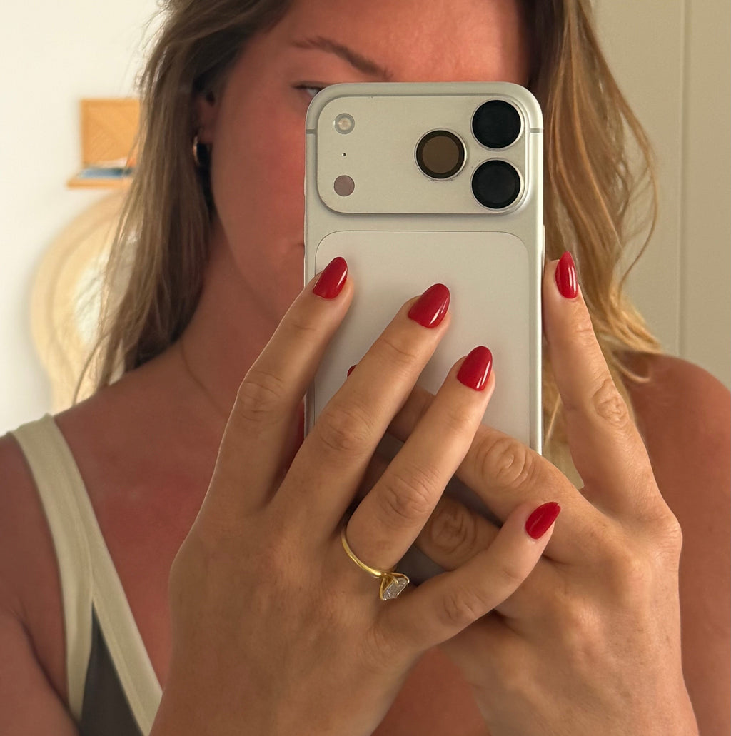 Chilli | press-on nails | oval