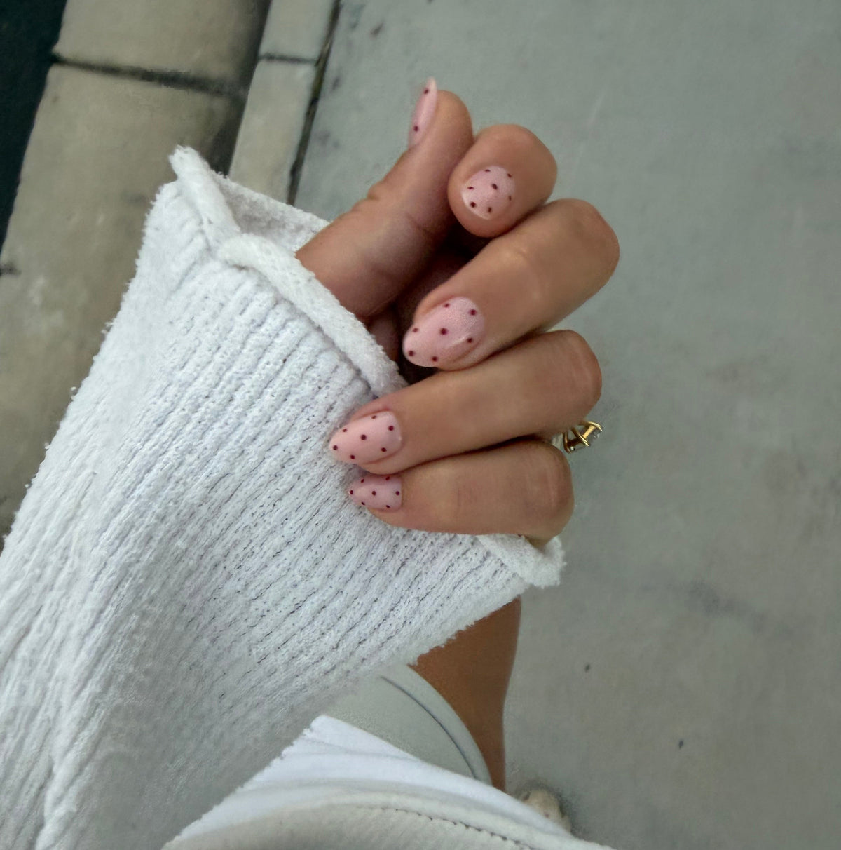 Sprinkle | press-on nails | oval