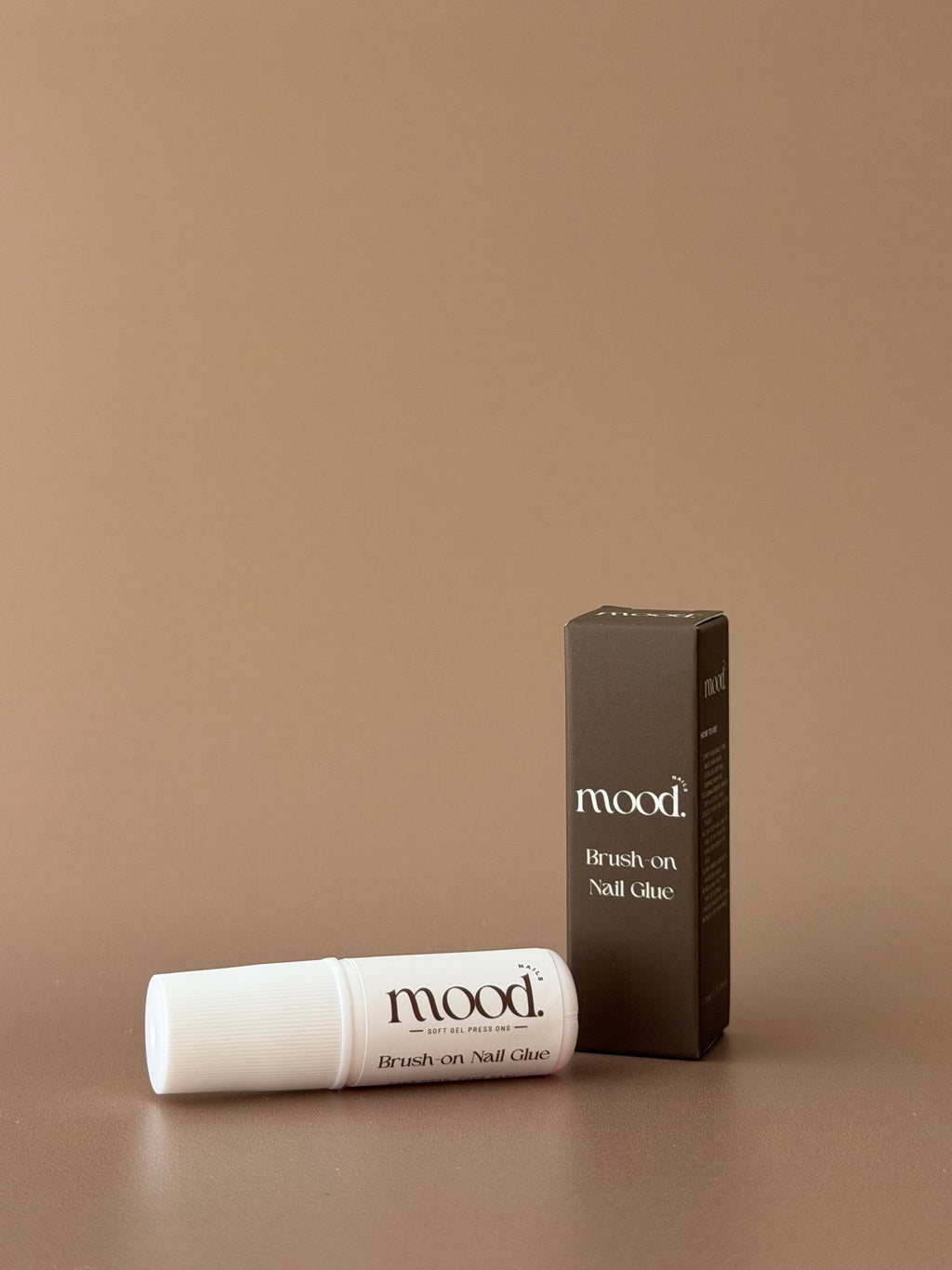 Brush-On Nail Glue
