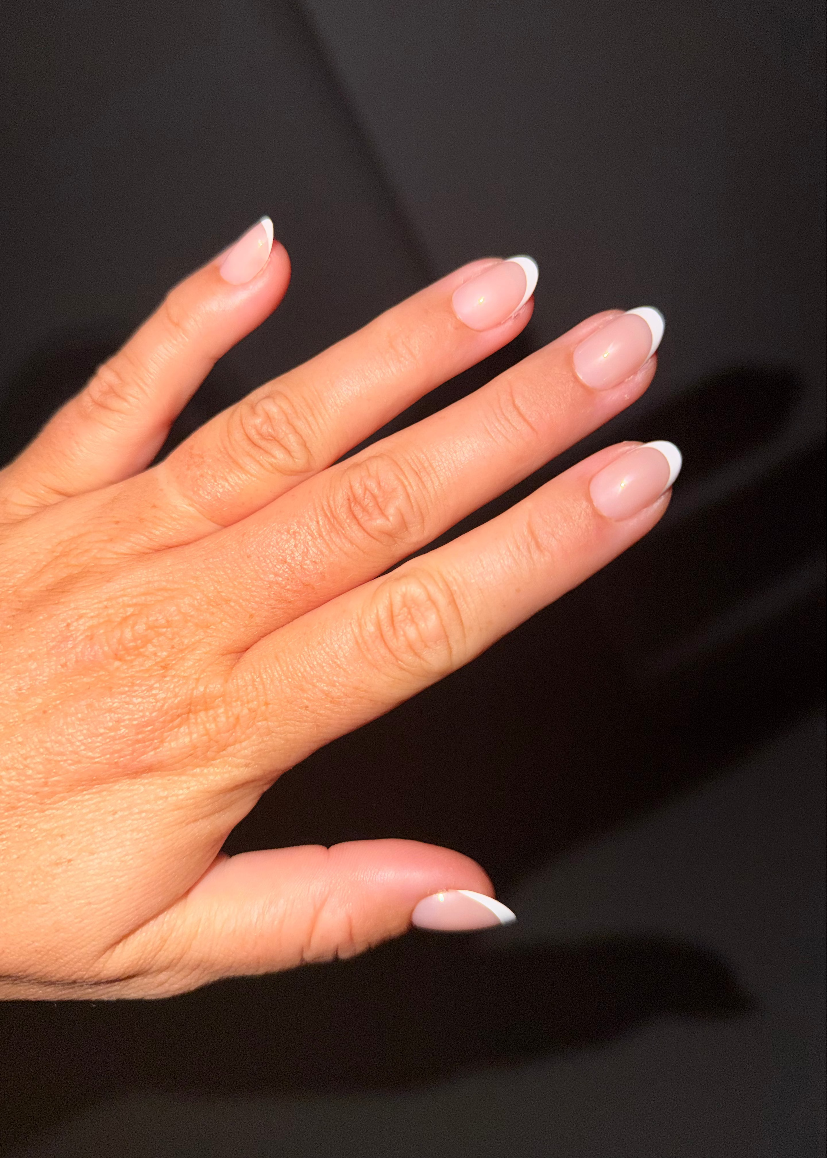 Main character | press-on nails | oval